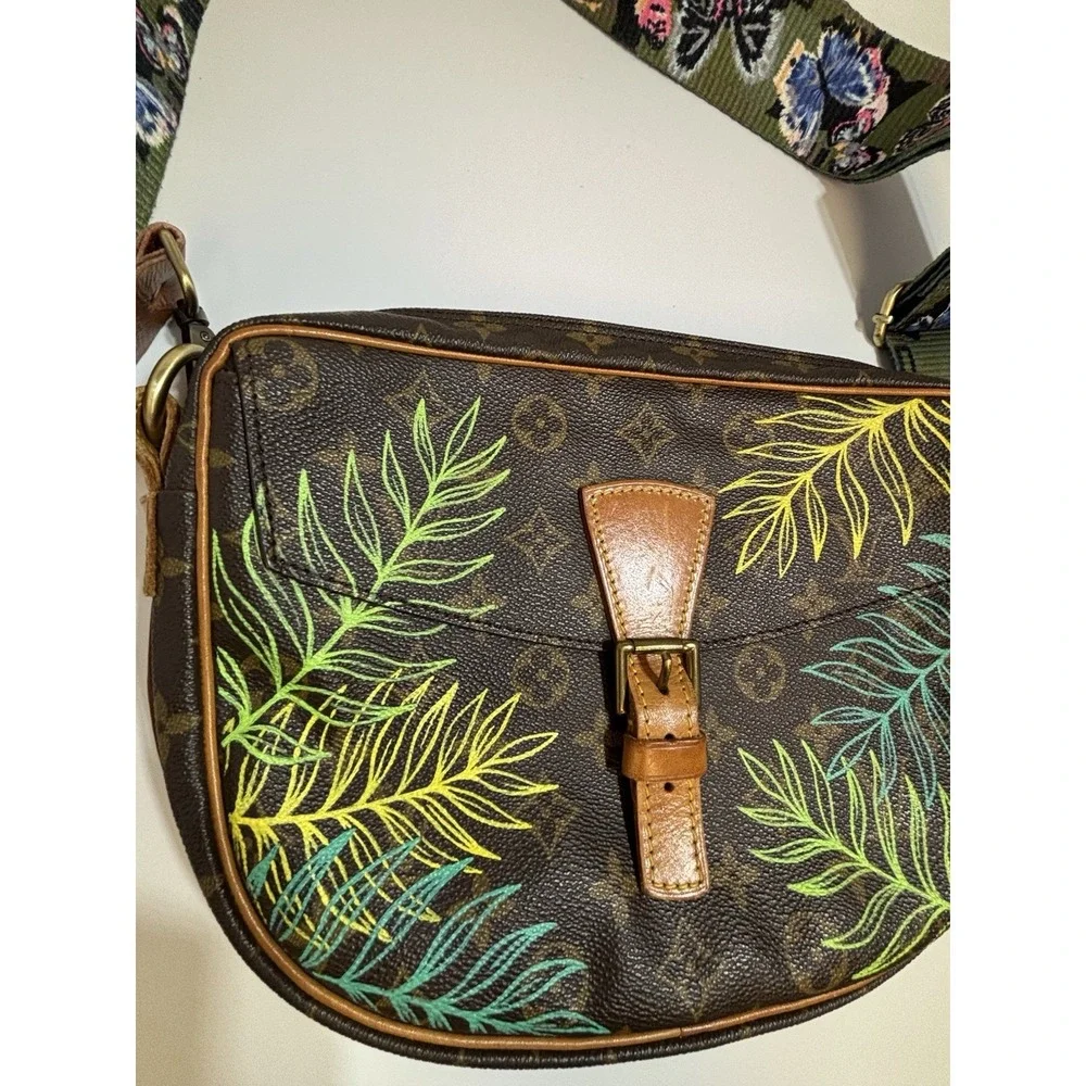 New Vintage‎ Hand Painted Louis Vuitton